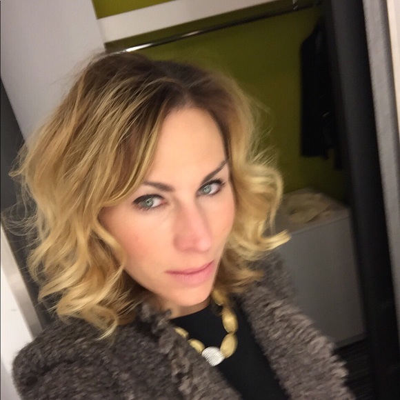 Meet your Posher, Katie - Picture 1 of 1